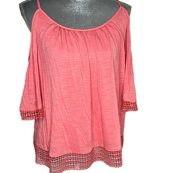 NWT WHBM Women's Coral Short Sleve Cold Shoulder Top Size M - Picture 1 of 4